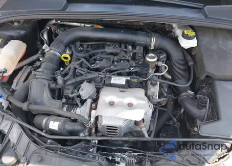 2017 Ford Focus Se z USA, uszkodzony, nr VIN 1FADP3FE7HL335113